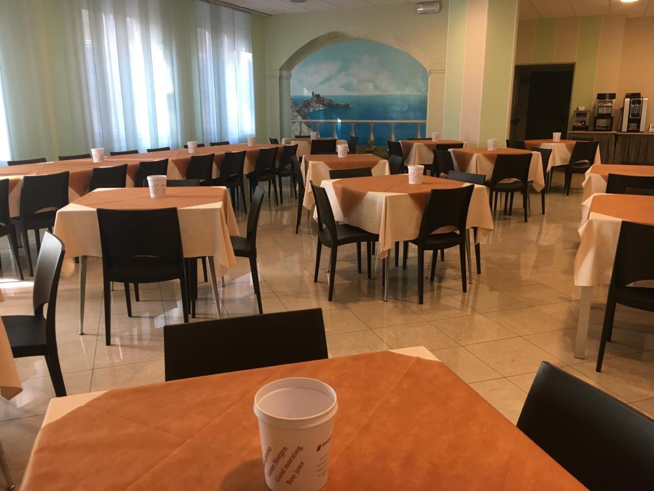 斯培西亚 Hh Il Gabbiano酒店 外观 照片